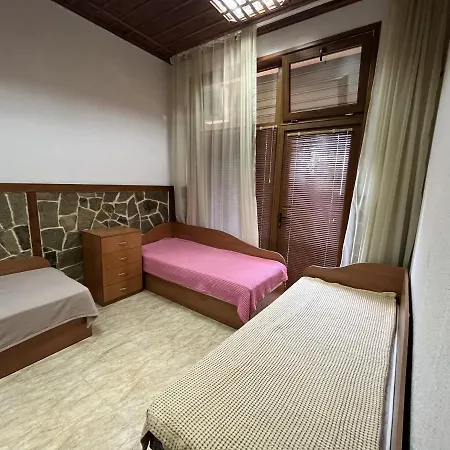 Stamopolu Niko Apartman *